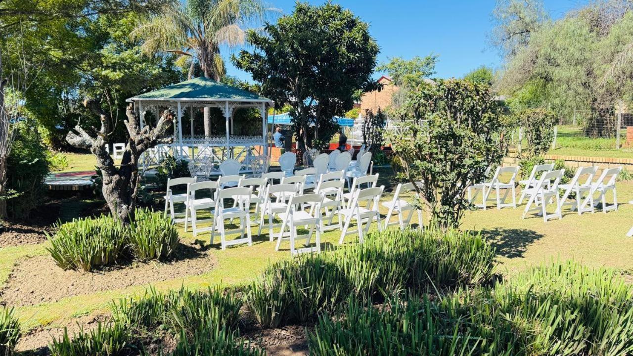 57 On Lorne Guesthouse Estcourt Exterior photo