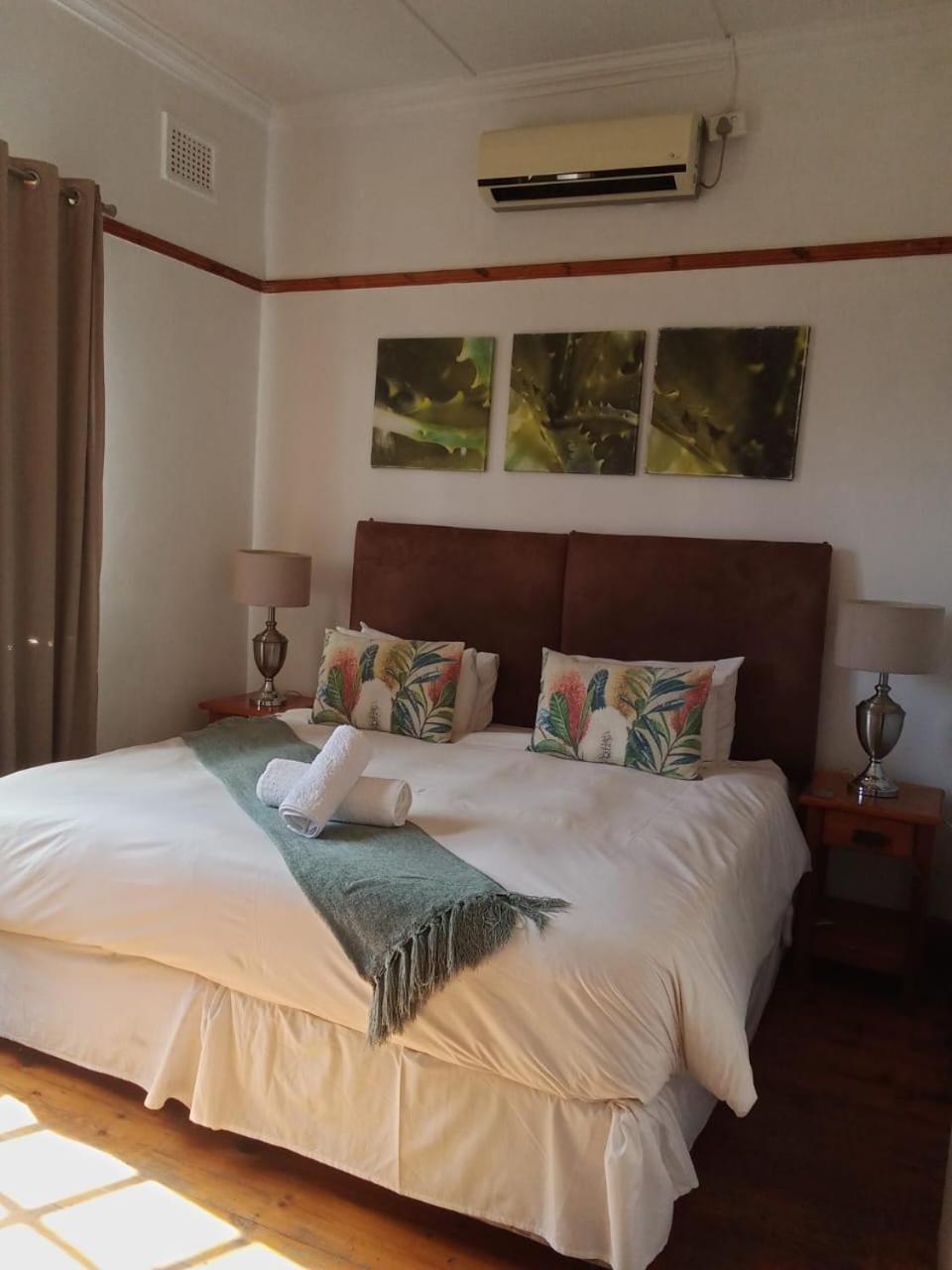 57 On Lorne Guesthouse Estcourt Exterior photo